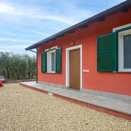 Nyaraló 3 Bedroom Cozy In *