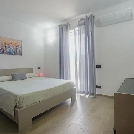 3 Bedroom Cozy In *