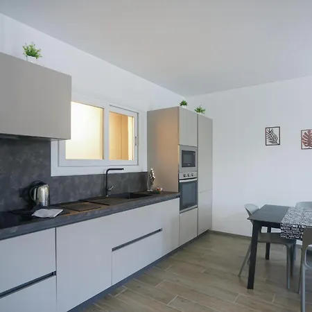 Nyaraló 3 Bedroom Cozy In