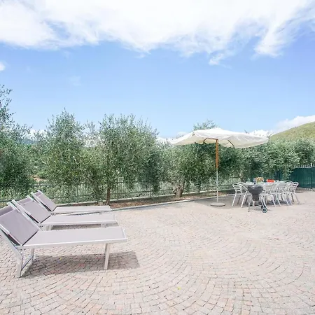 Nyaraló 3 Bedroom Cozy In Imperia