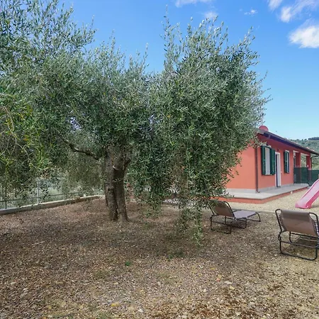 3 Bedroom Cozy In * Imperia