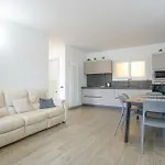 3 Bedroom Cozy In * إمبيريا