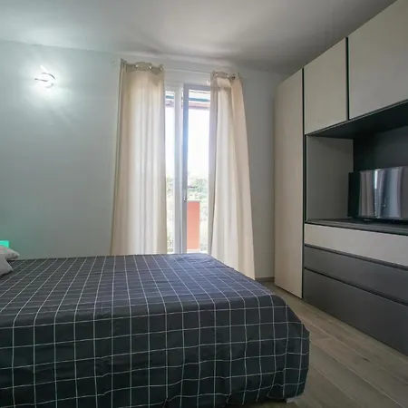 3 Bedroom Cozy In *