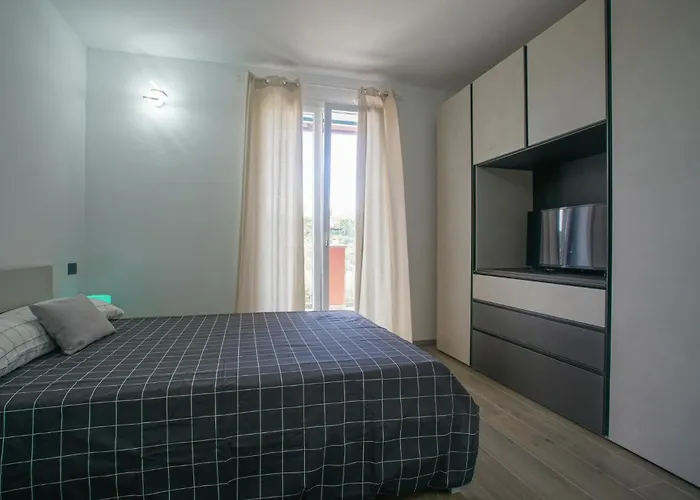 3 Bedroom Cozy In *