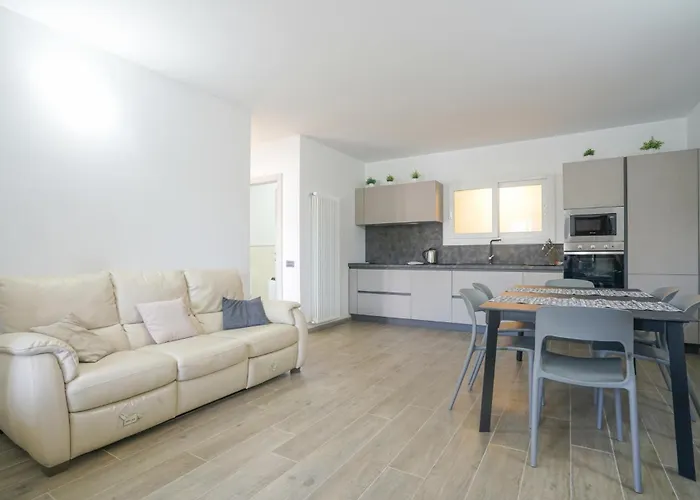 3 Bedroom Cozy In * 因佩里亚