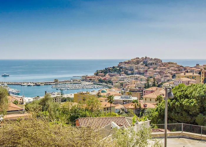 Semesterbostad 3 Bedroom Cozy In